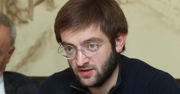 Ես իմ մասով չեմ թողնելու, որ քաղհասարակությունը կոտրվի. Դավիթ Պետրոսյան