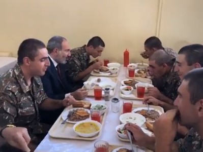 Թվով 11-րդ զորամասը անցավ զինվորների սննդի կազմակերպման նոր համակարգին. Նիկոլ Փաշինյանը տեսանյութ է հրապարակել