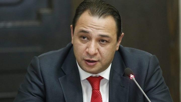 Հայաստանում չկա գեթ 1 մարդ, ում ասածը կընդունի ժողովրդի գոնե կեսը