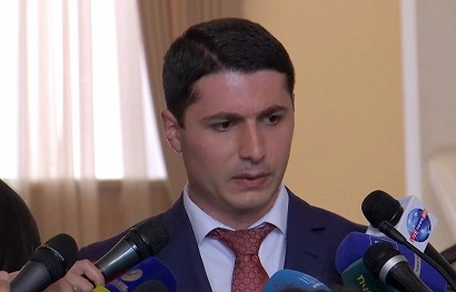 «Ճի՞շտ է, որ ԿԲ Շուշիի մասնաճյուղից 10 միլիոն դոլարի չափ արժույթը Քյարամյանն է դուրս է բերել». Ոսկան Սարգսյան