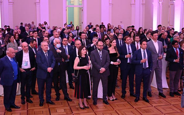 «Իրենք փակ տարածքներում անդիմակ «կայֆավատ» լինեն, պարտադրեն քաղաքացուն՝ փողոցում մենակ քայլելուց դիմակ կրի»