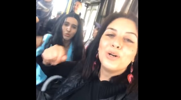 Բերման ենթարկված կանայք ոստիկանական մեքենայում «Ընկեր ջան, գինի լից» են երգում