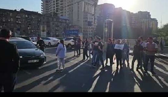 Անհնազանդության ակցիաները շարունակվում են․ Փողոցներ են փակվել