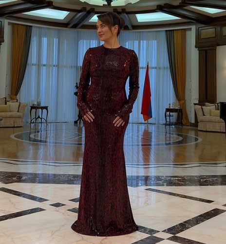 Օգտատերերը  Աննա Հակոբյանի զգեստը նմանեցնում են թուրք դիզայների աշխատանքին․ «Իմ քայլը» պարզաբանել է