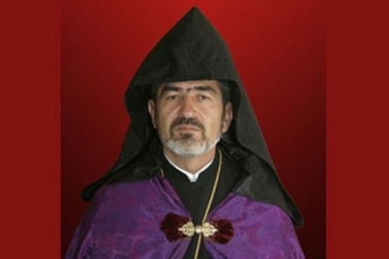 Դեմ կլինե՞ք, եթե Փաշինյանն առաջարկի, որ պատարագին իր անունը հնչի Վեհափառի փոխարեն․․․Սյուզի Բադոյանը՝ Վայոց Ձորի թեմի առաջնորդին