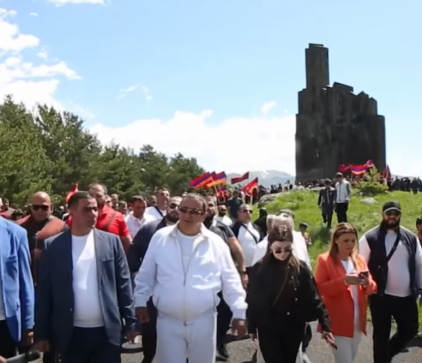 Հայ ժողովուրդը հաղթում է, երբ միավորված է հայրենիքի և ազգային արժեքների շուրջ. Գագիկ Ծառուկյան