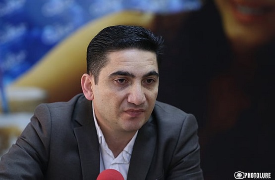 Ինչո՞ւ են Սիսիանում բողոքի ակցիա անող մարդիկ խոսում ադրբեջաներեն. Նաիրի Հոխիկյան