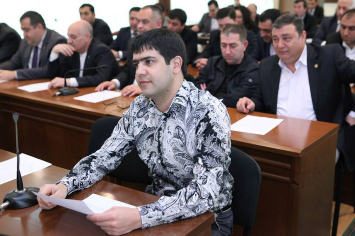 Մահացել է Կապի և տրանսպորտի նախկին նախարար Էդուարդ Մադաթյանի որդին