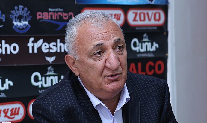 Կերեք ու զխտկվեք Նիկոլի ու թուրքերի լափամանից. Վոլոդյա Հովհաննիսյանը՝ Նիկոլ ընտրողներին